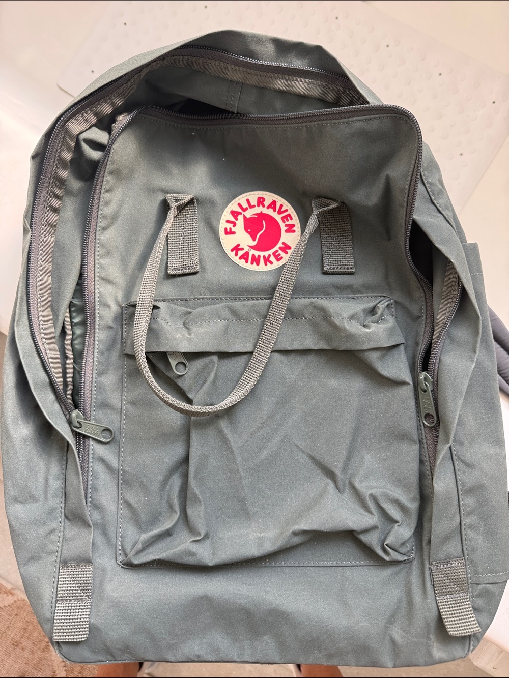 Fjallraven Kånken Backpack - Olive Green with Red Logo